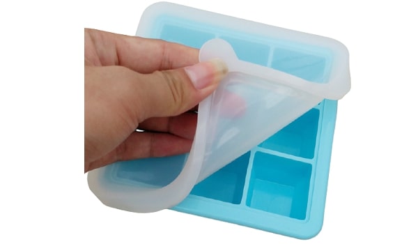 Silicone Ice Cube Tray on Amazon UAE